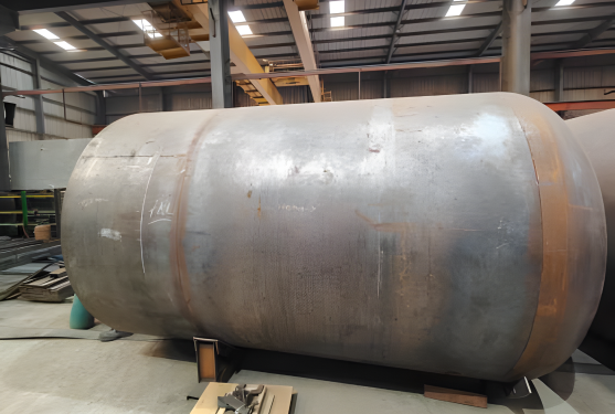 Industrial Vessels & Tanks